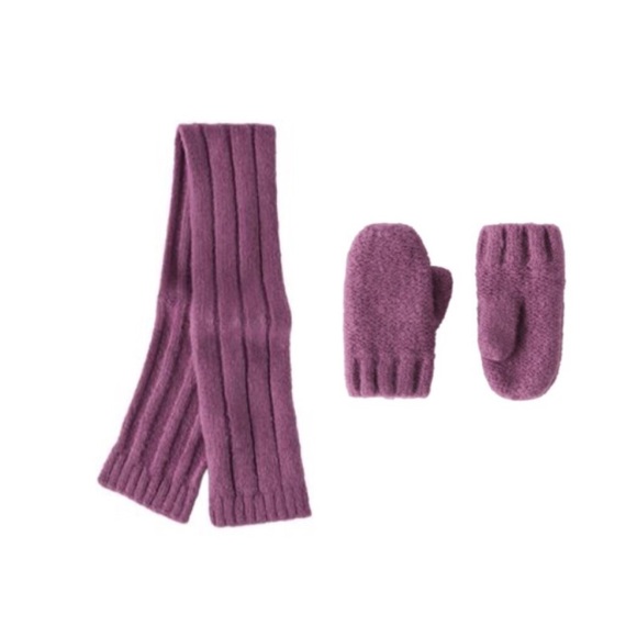 NWT Zara 3-5Y set knit mittens and scarf purple - Picture 1 of 3